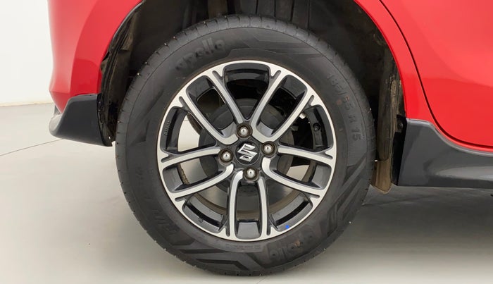 2023 Maruti Swift ZXI PLUS AMT DUAL TONE, Petrol, Automatic, 7,285 km, Right Rear Wheel