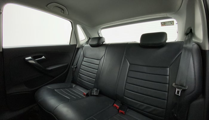 2017 Volkswagen Polo COMFORTLINE 1.2L, Petrol, Manual, 61,704 km, Right Side Rear Door Cabin