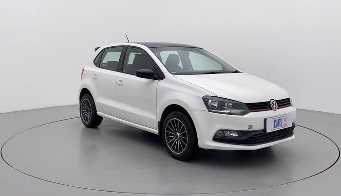 2017 Volkswagen Polo COMFORTLINE 1.2L, Petrol, Manual, 61,704 km, Right Front Diagonal