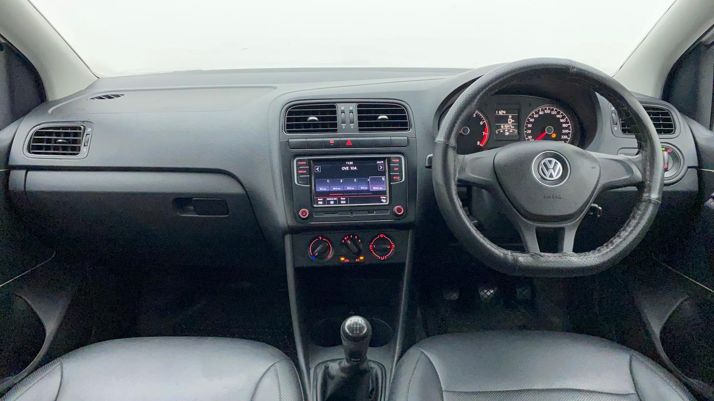 2017 Volkswagen Polo COMFORTLINE 1.2L, Petrol, Manual, 61,704 km, Dashboard
