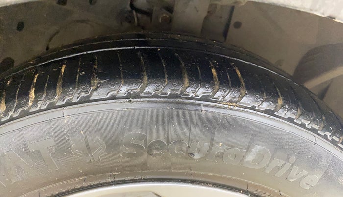 2019 Ford FREESTYLE TITANIUM 1.5 DIESEL, Diesel, Manual, 47,610 km, Right Front Tyre Tread