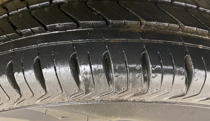 2022 Maruti Alto VXI PLUS, Petrol, Manual, 76,113 km, Left Rear Tyre Tread