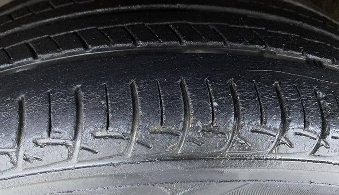 2018 Hyundai Elite i20 ASTA 1.2  CVT, Petrol, Automatic, 33,381 km, Left Front Tyre Tread