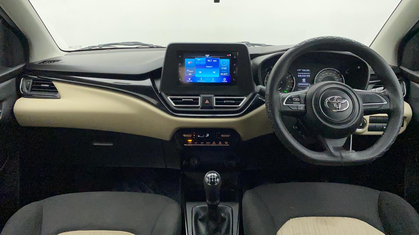 2022 Toyota Glanza G E-CNG, CNG, Manual, 6,612 km, Dashboard