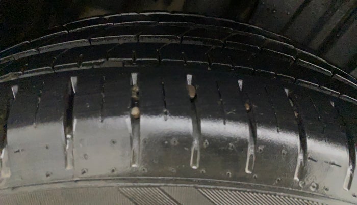 2022 Toyota Glanza G E-CNG, CNG, Manual, 6,612 km, Right Rear Tyre Tread