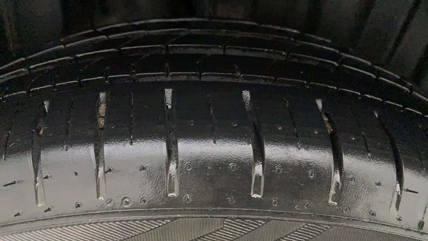 2022 Toyota Glanza G E-CNG, CNG, Manual, 6,612 km, Left Rear Tyre Tread