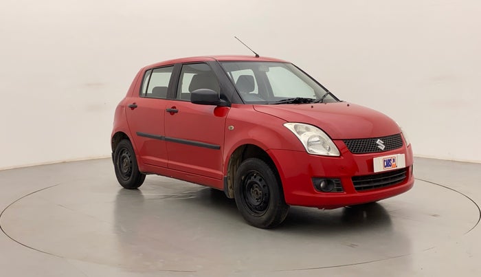 2011 Maruti Swift VXI, Petrol, Manual, 1,02,874 km, Right Front Diagonal