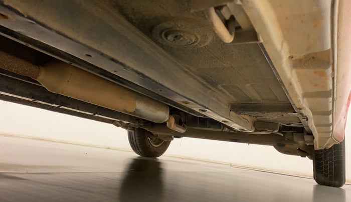 2011 Maruti Swift VXI, Petrol, Manual, 1,02,874 km, Right Side Underbody