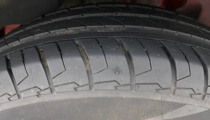 2021 Maruti Swift VXI, Petrol, Manual, 17,118 km, Left Rear Tyre Tread
