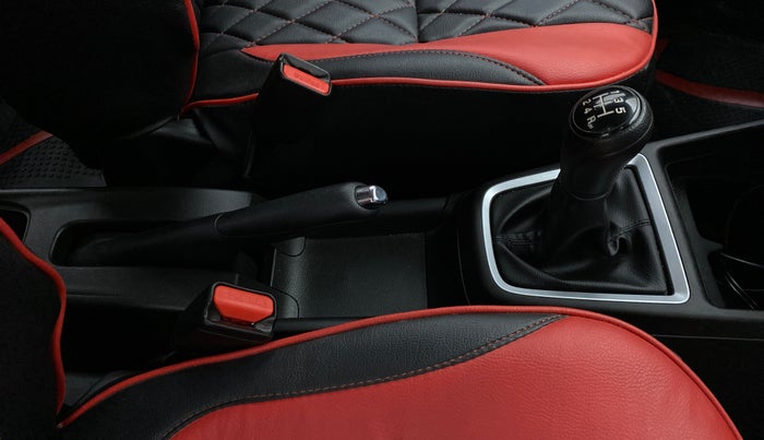 2021 Maruti Swift VXI, Petrol, Manual, 17,118 km, Gear Lever