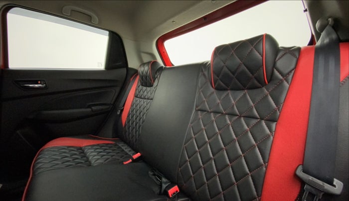 2021 Maruti Swift VXI, Petrol, Manual, 17,118 km, Right Side Rear Door Cabin