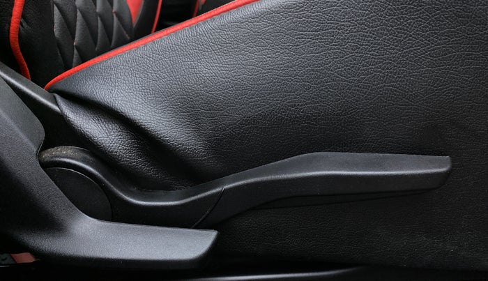2021 Maruti Swift VXI, Petrol, Manual, 17,118 km, Driver Side Adjustment Panel