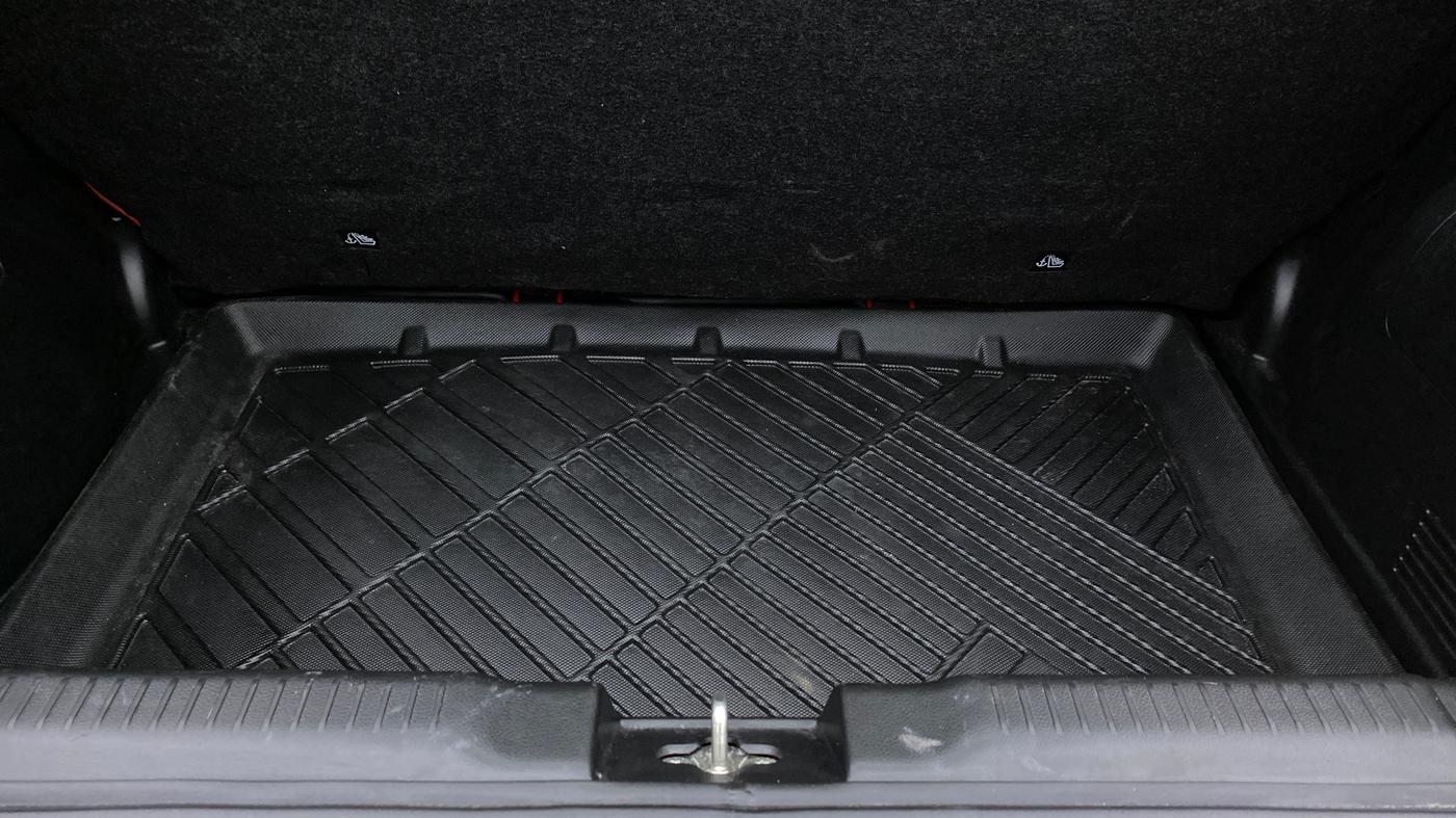 2021 Maruti Swift VXI, Petrol, Manual, 17,118 km, Boot Inside