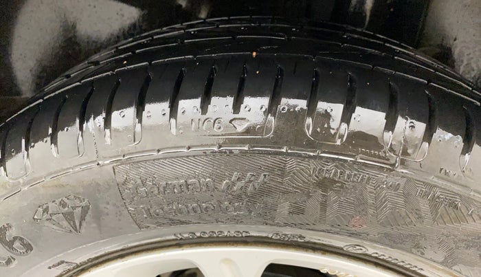 2020 Maruti Swift ZXI AMT, Petrol, Automatic, 60,811 km, Left Rear Tyre Tread
