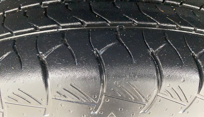 2019 Renault Duster RXS 1.5 PETROL MT, Petrol, Manual, 55,778 km, Left Front Tyre Tread