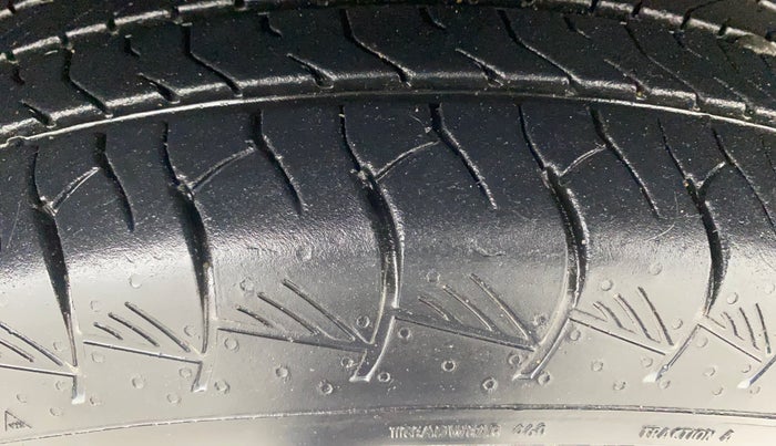 2019 Renault Duster RXS 1.5 PETROL MT, Petrol, Manual, 55,778 km, Right Front Tyre Tread