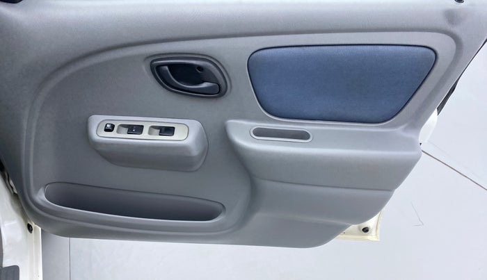 2014 Maruti Alto K10 VXI P, Petrol, Manual, 33,955 km, Driver Side Door Panels Control