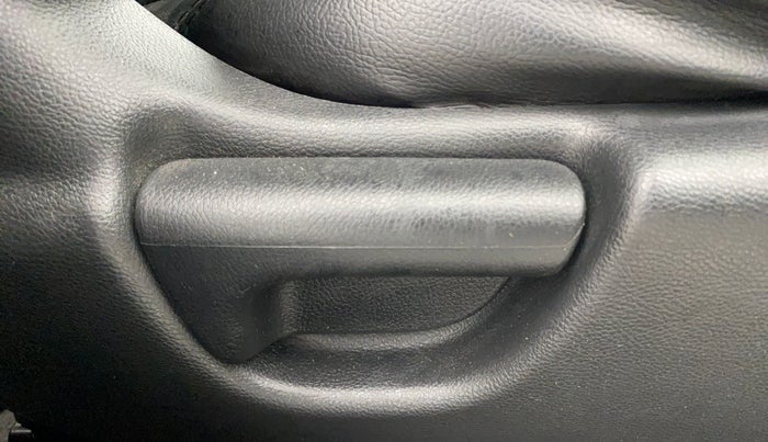 2018 Honda Jazz 1.2L I-VTEC V, Petrol, Manual, 90,248 km, Driver Side Adjustment Panel