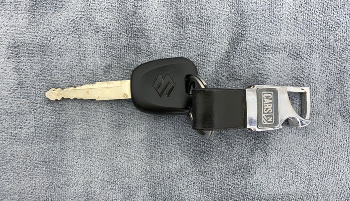 2019 Maruti New Wagon-R LXI CNG 1.0 L, CNG, Manual, 76,125 km, Key Close Up