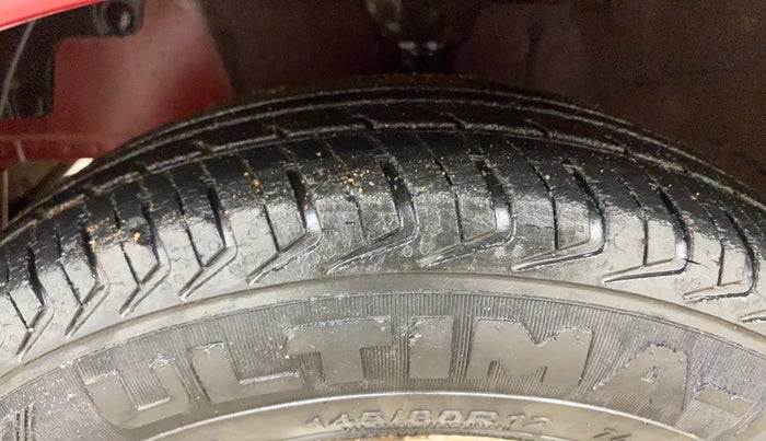 2016 Hyundai Eon ERA +, Petrol, Manual, 21,460 km, Left Front Tyre Tread