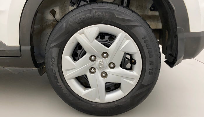 2020 Hyundai VENUE S 1.2, Petrol, Manual, 30,582 km, Left Rear Wheel
