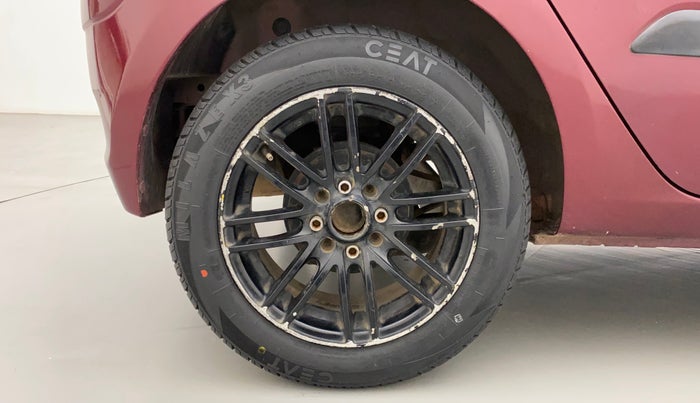 2016 Hyundai i10 SPORTZ 1.1, Petrol, Manual, 88,616 km, Right Rear Wheel