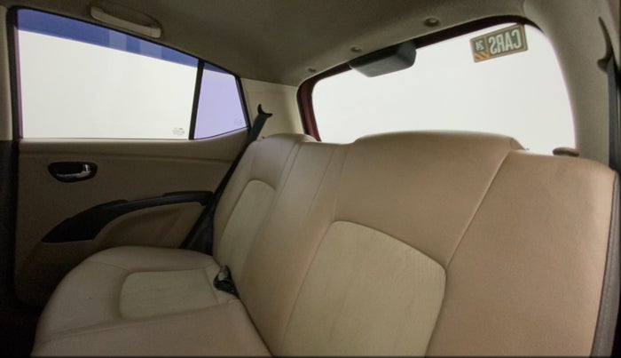 2016 Hyundai i10 SPORTZ 1.1, Petrol, Manual, 88,616 km, Right Side Rear Door Cabin