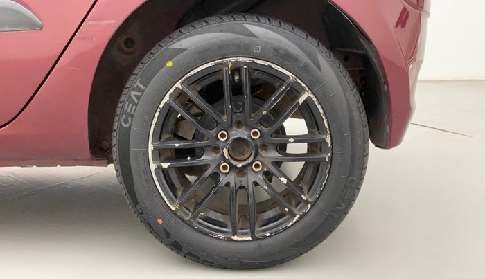 2016 Hyundai i10 SPORTZ 1.1, Petrol, Manual, 88,616 km, Left Rear Wheel