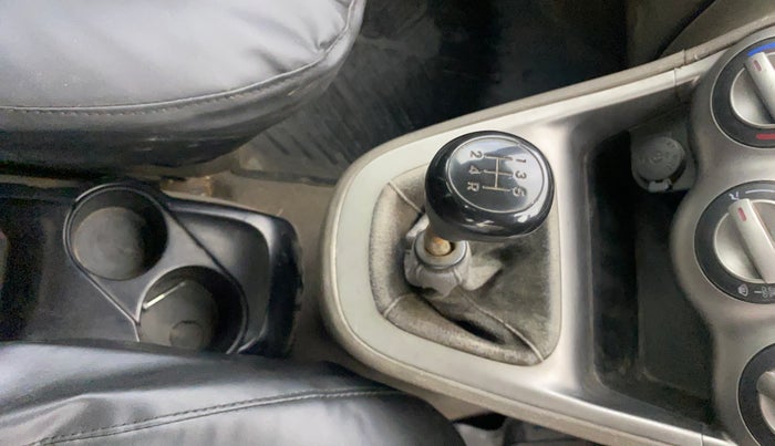 2012 Hyundai i10 ERA 1.1, Petrol, Manual, 70,824 km, Gear Lever