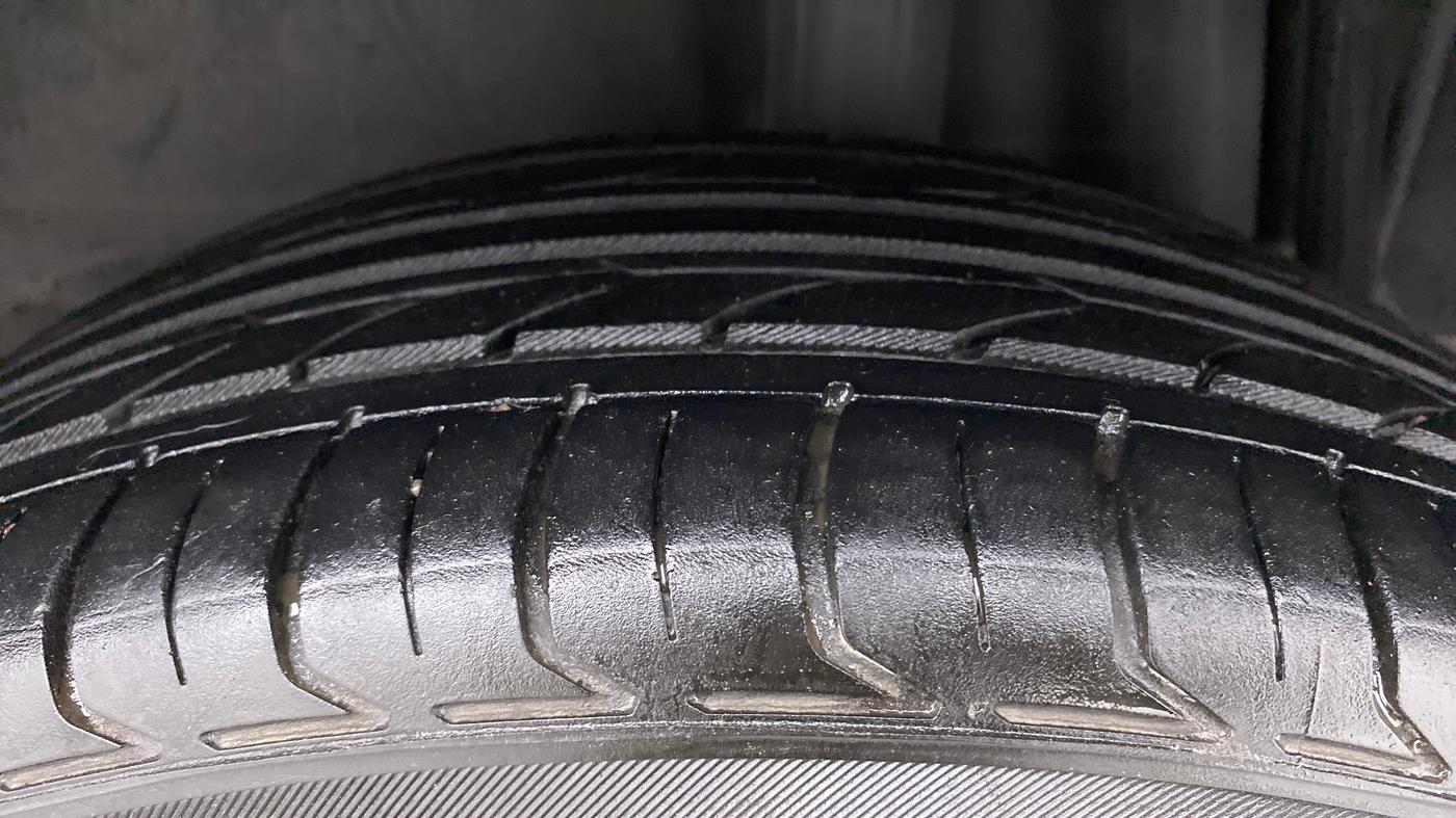 2018 Toyota YARIS G CVT, Petrol, Automatic, 68,950 km, Left Rear Tyre Tread