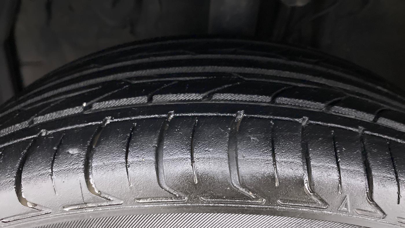 2018 Toyota YARIS G CVT, Petrol, Automatic, 68,950 km, Left Front Tyre Tread