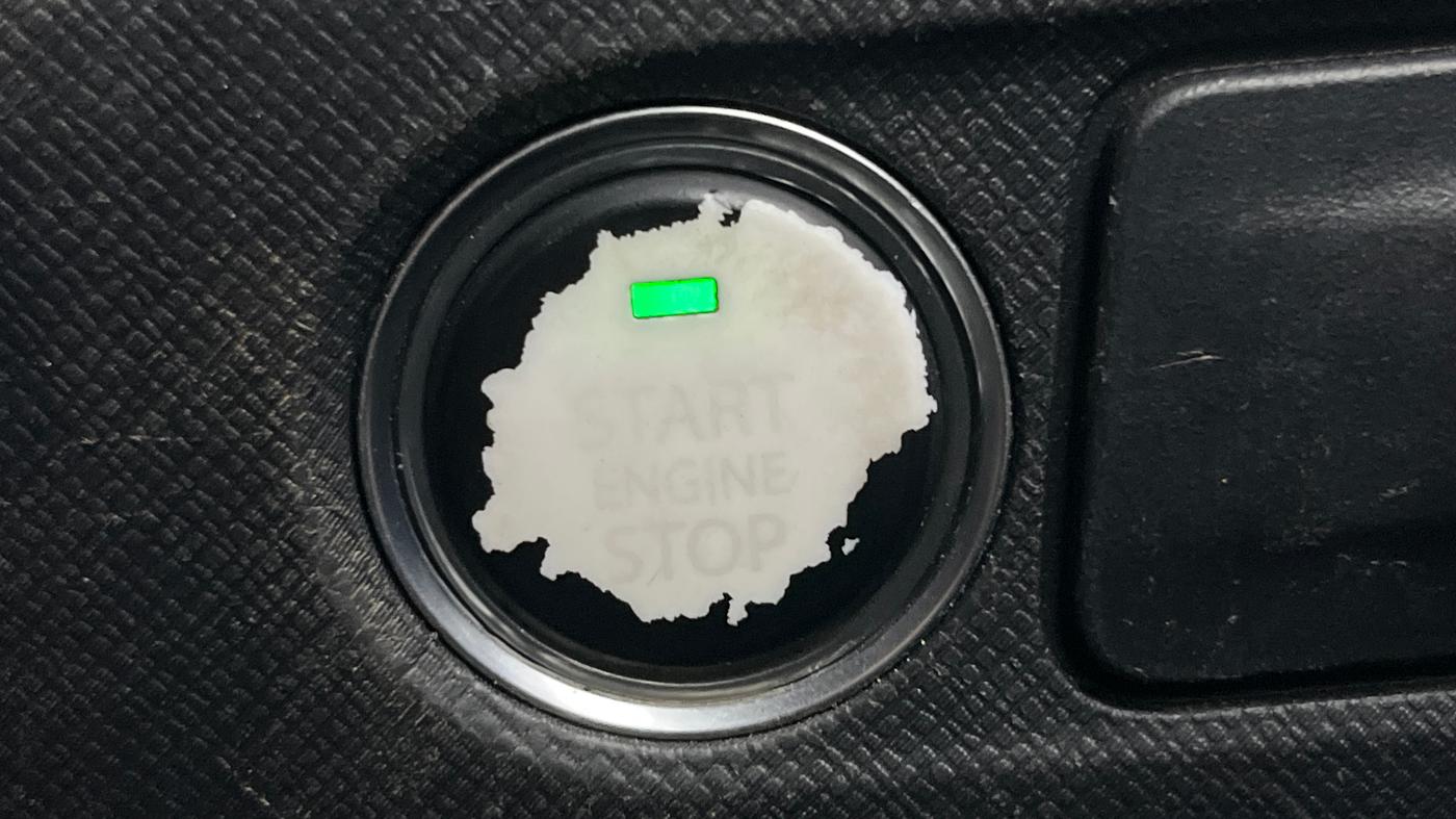 2022 Tata PUNCH CREATIVE  AMT, Petrol, Automatic, 30,558 km, Keyless Start/ Stop Button