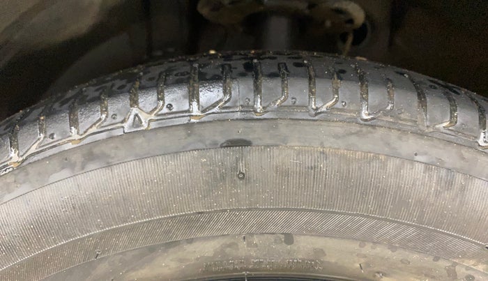 2020 Maruti XL6 ALPHA MT, Petrol, Manual, 86,022 km, Left Front Tyre Tread