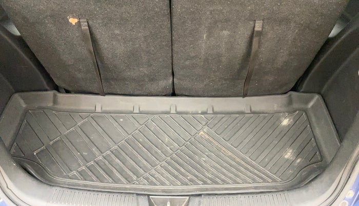 2020 Maruti XL6 ALPHA MT, Petrol, Manual, 86,022 km, Boot Inside