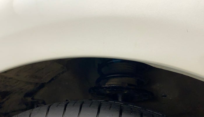 2016 Maruti Ciaz ZXI+, Petrol, Manual, 73,697 km, Left fender - Lining loose