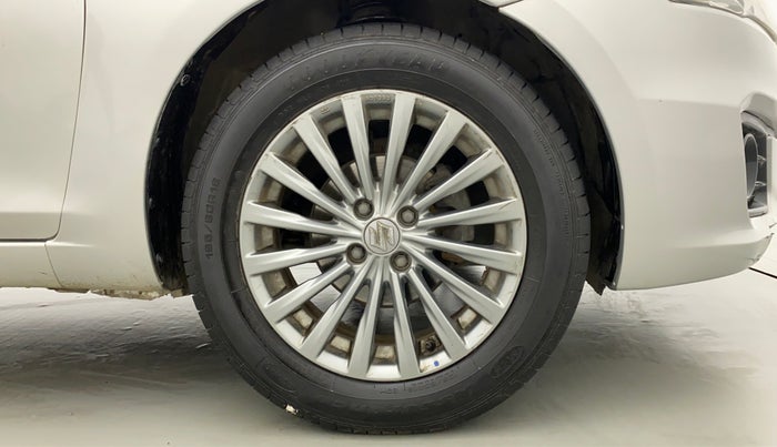 2016 Maruti Ciaz ZXI+, Petrol, Manual, 73,697 km, Right Front Wheel