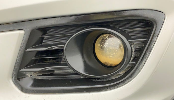 2016 Maruti Ciaz ZXI+, Petrol, Manual, 73,697 km, Left fog light - Not working