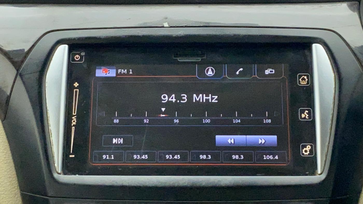 2016 Maruti Ciaz ZXI+, Petrol, Manual, 73,697 km, Infotainment System