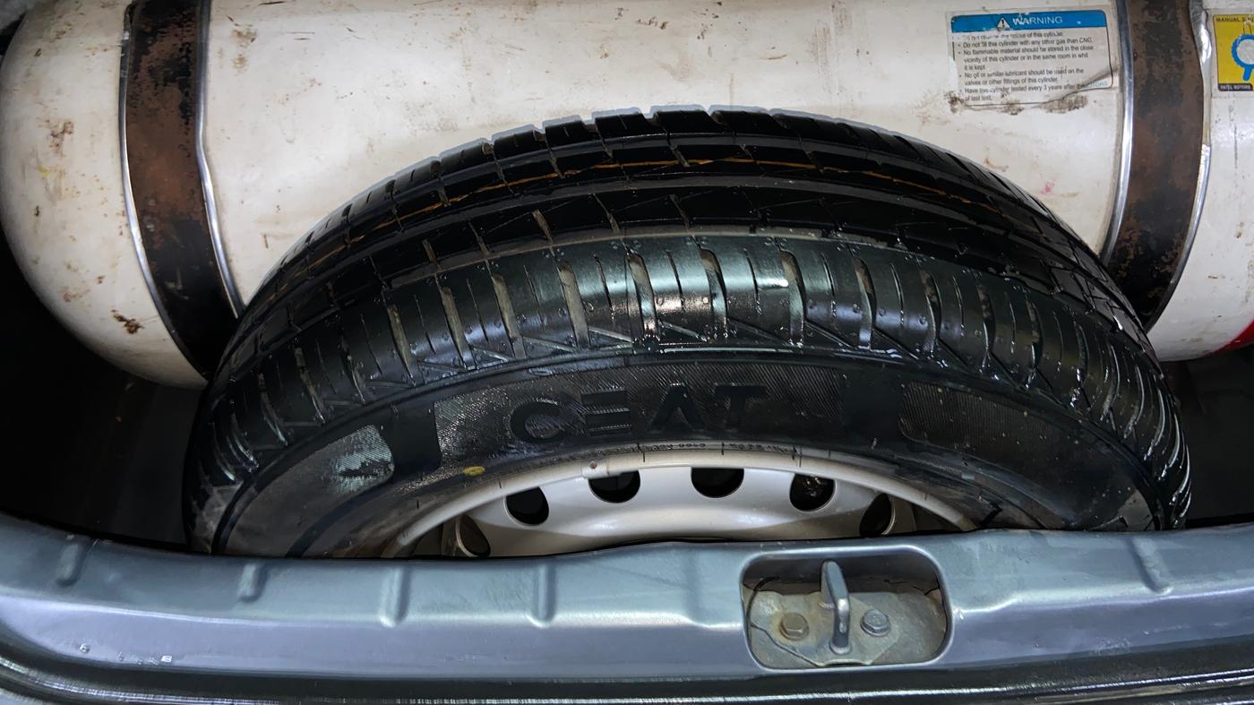 2018 Hyundai NEW SANTRO SPORTZ MT, CNG, Manual, 1,12,171 km, Spare Tyre