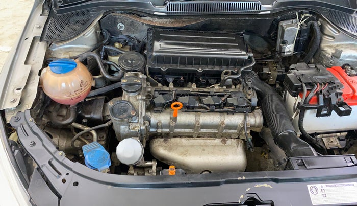 2013 Skoda Rapid AMBITION 1.6 MPI MT PLUS, Petrol, Manual, 66,030 km, Engine View - Right