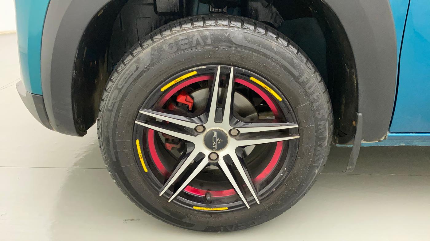 2022 Renault Kwid RXT 1.0, Petrol, Manual, 15,362 km, Left Front Wheel