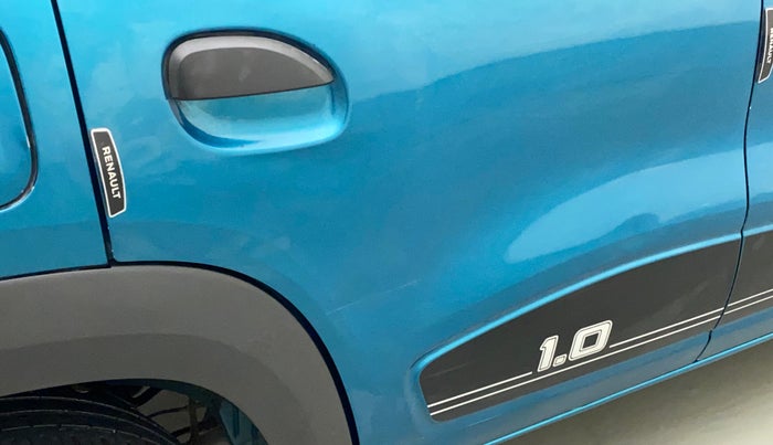 2022 Renault Kwid RXT 1.0, Petrol, Manual, 15,362 km, Right rear door - Slightly dented