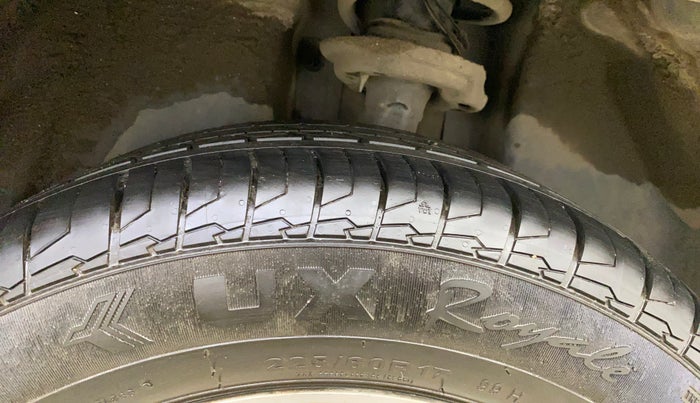 2018 Jeep Compass LIMITED 1.4 PETROL AT, Petrol, Automatic, 35,656 km, Left Rear Tyre Tread