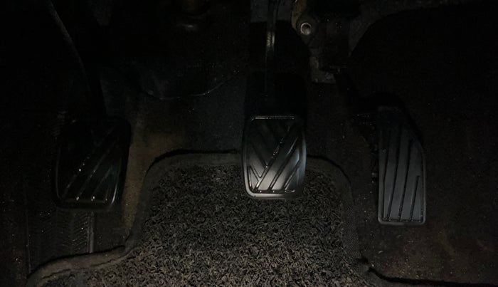 2023 Maruti Baleno SIGMA PETROL 1.2, Petrol, Manual, 47,437 km, Pedals