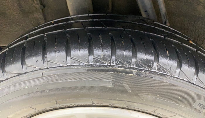 2020 Renault Kwid RXT 1.0 (O), Petrol, Manual, 55,336 km, Right Rear Tyre Tread