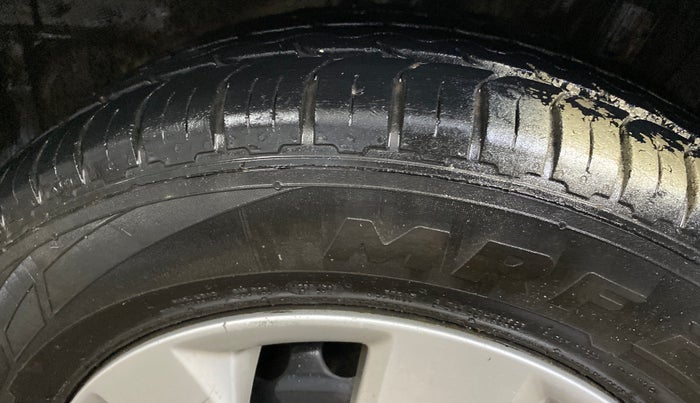 2015 Honda Mobilio 1.5L I-VTEC S, Petrol, Manual, 83,246 km, Left Rear Tyre Tread