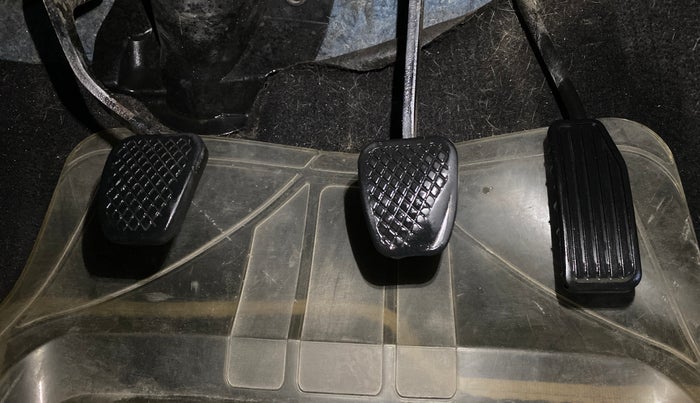 2015 Honda Mobilio 1.5L I-VTEC S, Petrol, Manual, 83,246 km, Pedals