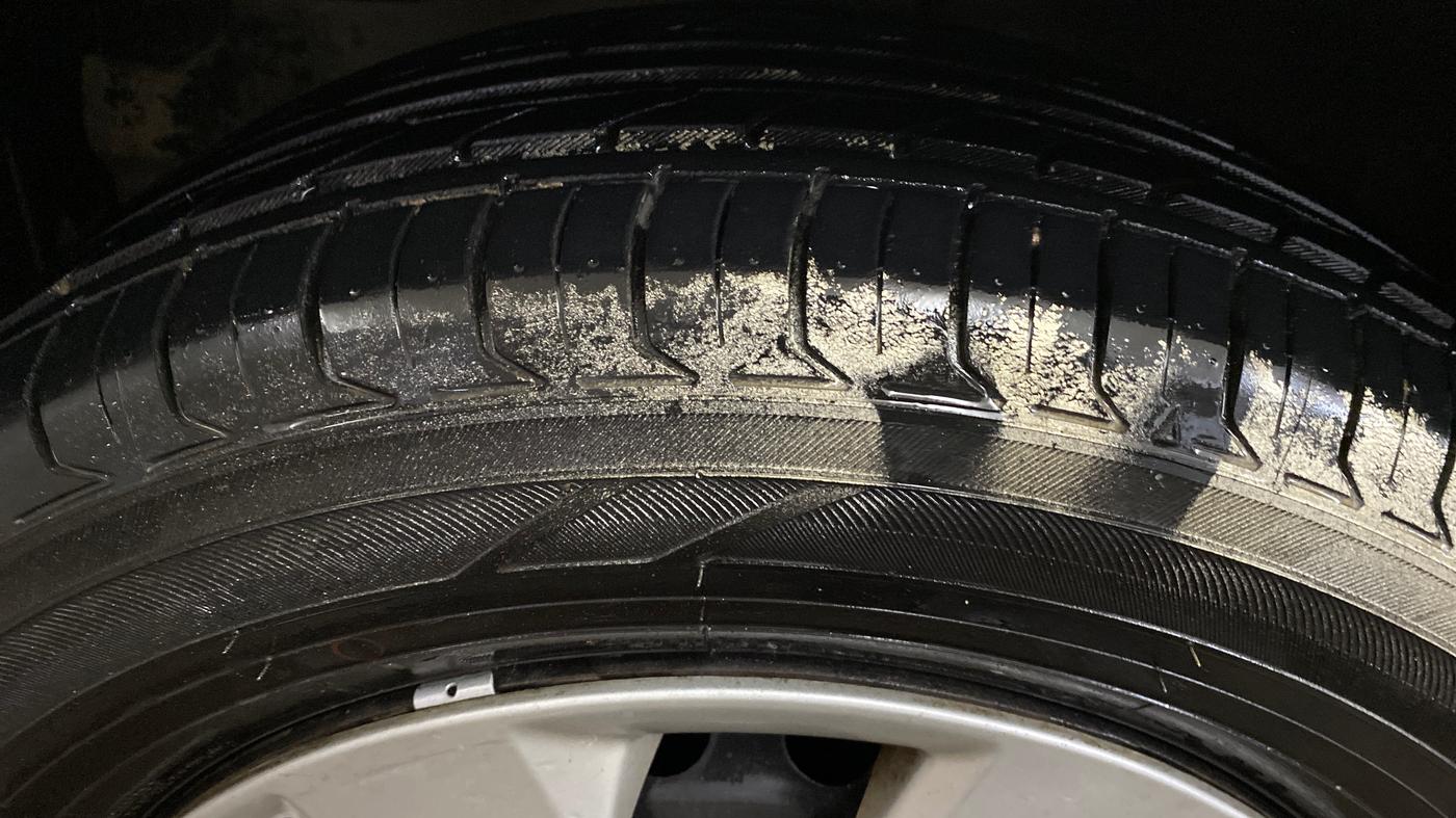 2015 Honda Mobilio 1.5L I-VTEC S, Petrol, Manual, 83,246 km, Left Front Tyre Tread