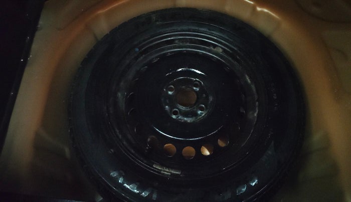 2016 Maruti Baleno DELTA PETROL 1.2, Petrol, Manual, 40,063 km, Spare Tyre