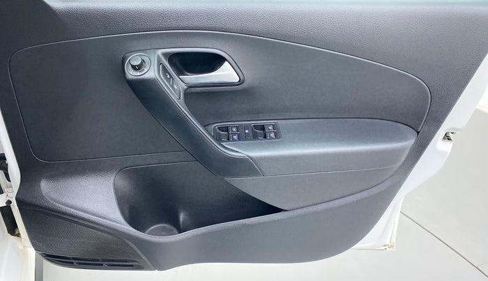 2021 Volkswagen Polo GT TSI AT 1.0, Petrol, Automatic, 38,009 km, Driver Side Door Panels Control